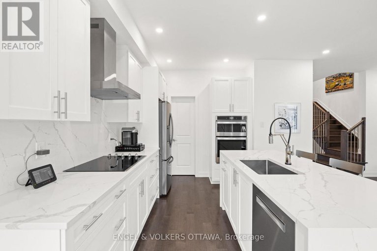 29090906/1047-hydrangea-avenue/riverside-southgloucester-glen/ottawa/ontario/K4M0L5_12