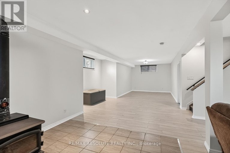 29681190/1801-rocklane-drive/kanata-north-west/ottawa/ontario/K2W1B5_36