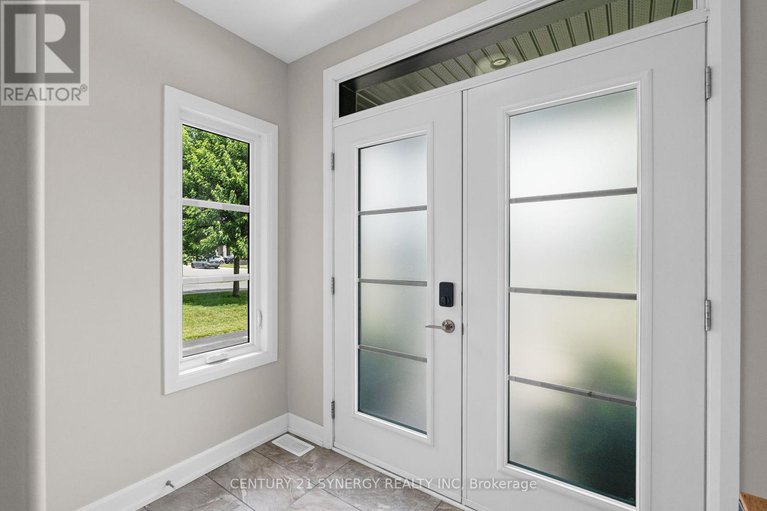28853606/406-provence-avenue/embrun/russell/ontario/K0A1W0_2