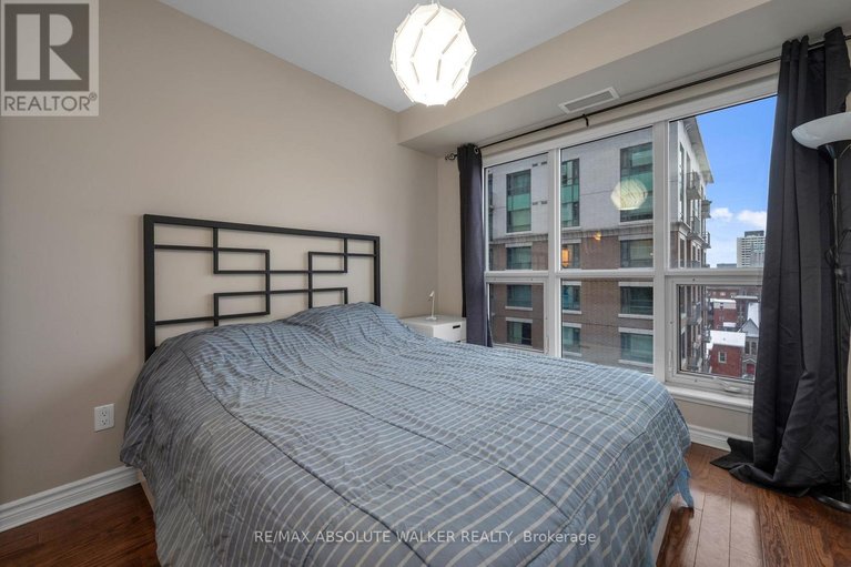 29622136/1003-195-besserer-street/sandy-hill/ottawa/ontario/K1N0B6_21