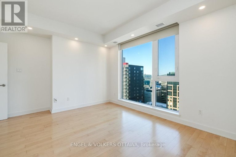 29456144/2401-179-metcalfe-street/ottawa-centre/ottawa/ontario/K2P1P7_21