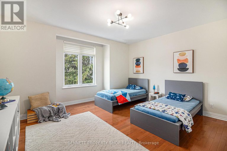 28239402/1934-lenester-avenue/mckellar-heightsglabar-park/ottawa/ontario/K2A1J9_17