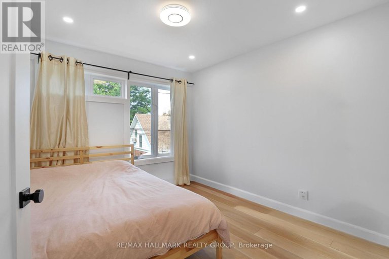 28551598/460-bevan-avenue/westborohampton-park/ottawa/ontario/K1Z5S4_25