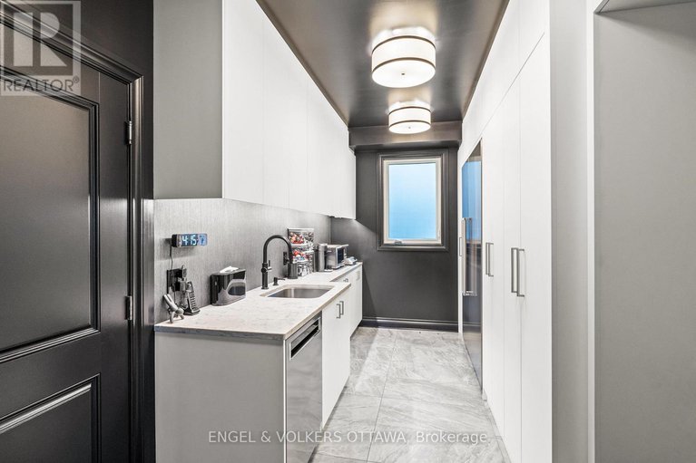 28888056/151-winding-way-e/barrhaven-east/ottawa/ontario/K2C3H1_23