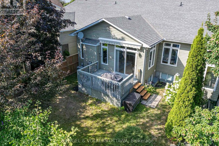 29045611/60-sable-run-drive/stittsville-central/ottawa/ontario/K2S1W7_36