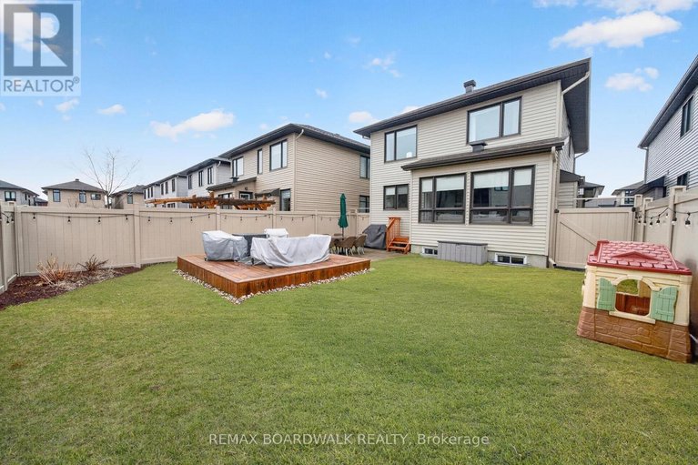 29620530/38-thunderbolt-street/emerald-meadowstrailwest/ottawa/ontario/K2V0L9_39