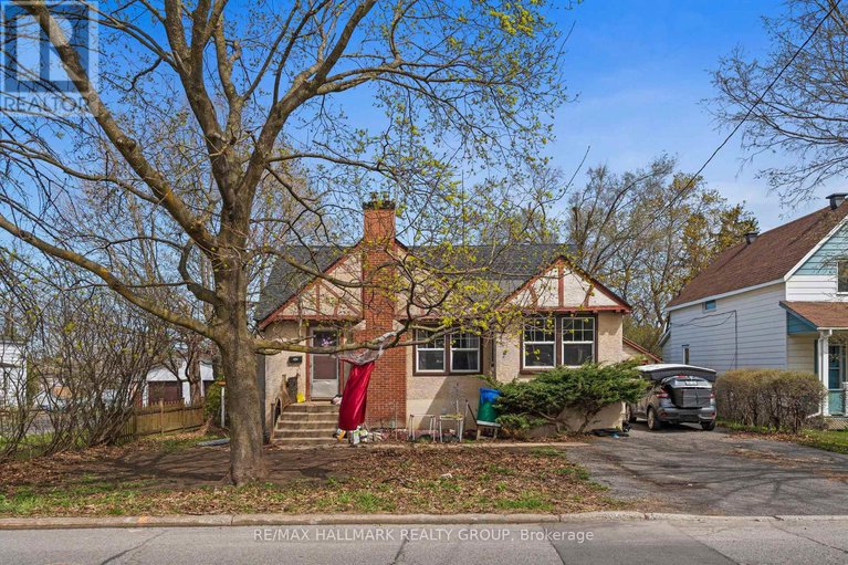 29030664/279285-pleasant-park-road/alta-vistafaircrest-heights/ottawa/ontario/K1H5M7_20