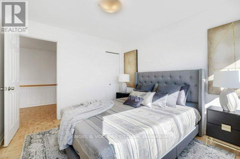 29607398/216-12-corkstown-road/lakeview-park/ottawa/ontario/K2H5B3_26