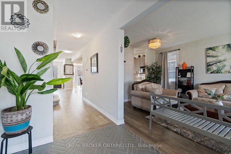 29160295/28-sopwith-private/huntley-ward-south-east/ottawa/ontario/K0A1L0_2