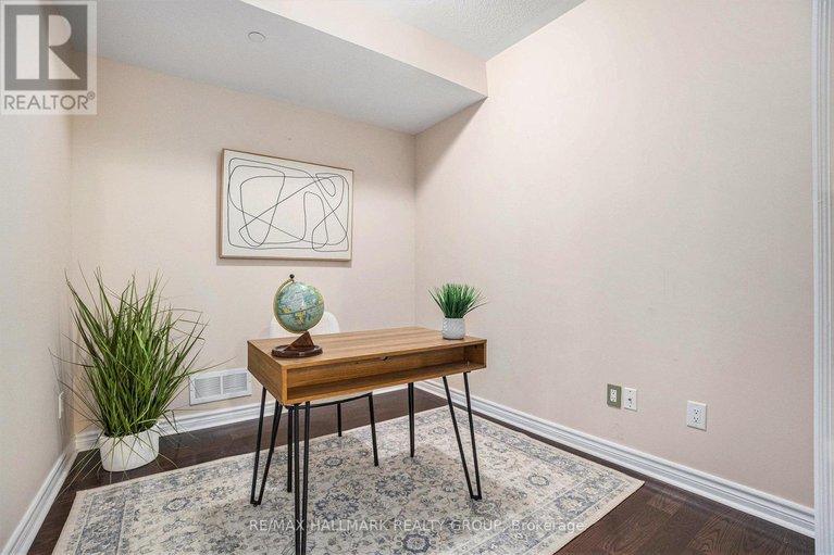 29123284/101-120-montblanc-private/convent-glen-north/ottawa/ontario/K1C0B1_17