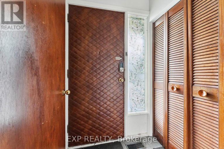 28635953/1395-caldwell-avenue/carlington/ottawa/ontario/K1Z8L3_3