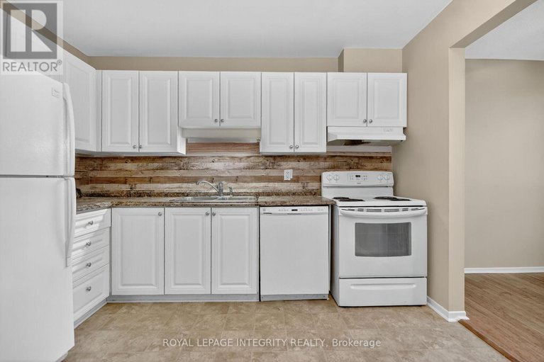 29150140/a-214-equestrian-drive-n/bridlewood/ottawa/ontario/K2M1E2_23