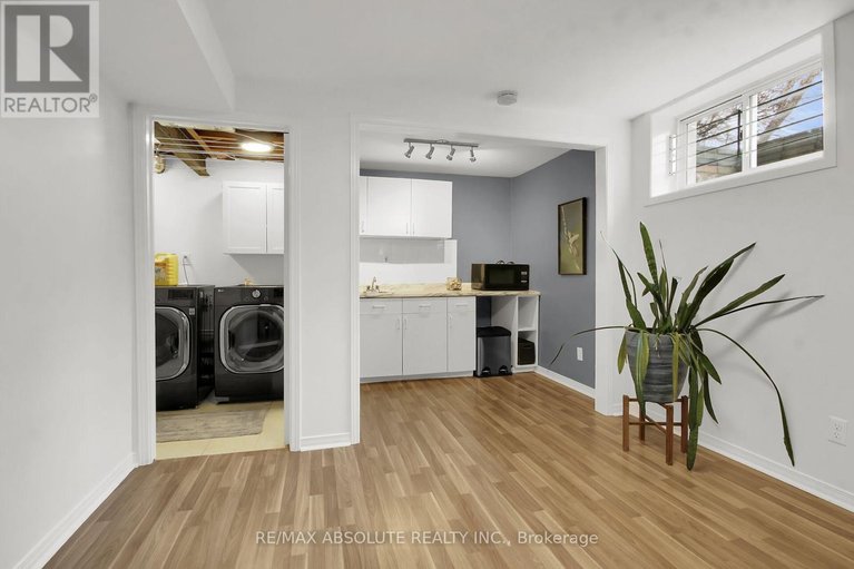 29679102/731-dovercourt-avenue/mckellarhighland/ottawa/ontario/K2A0W9_31