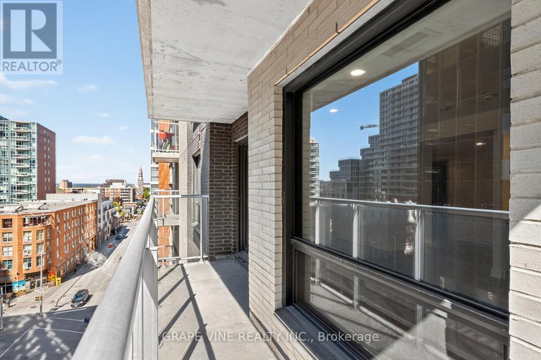 28896988/601-180-george-street/lower-townbyward-market/ottawa/ontario/K1N0G8_20