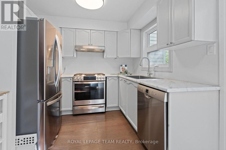 28889224/230-currell-avenue/westborohampton-park/ottawa/ontario/K1Z7J3_7