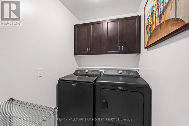 28378170/295-harthill-way/heritage-park/ottawa/ontario/K2J0P3_38