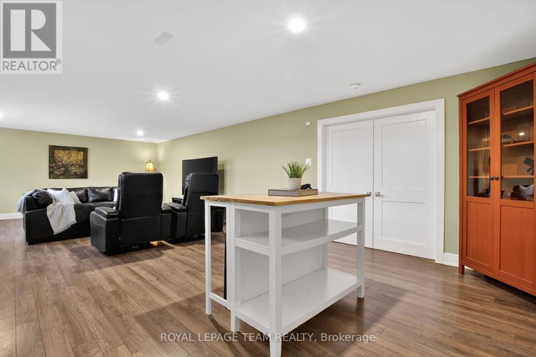 29592017/144-country-meadow-drive/huntley-ward-north-west/ottawa/ontario/K0A1L0_41