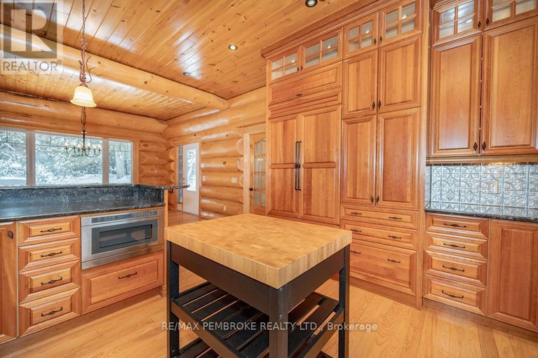 28100572/2467-darling-road/lanark-highlands-darling-twp/lanark-highlands/ontario/K0A1P0_10