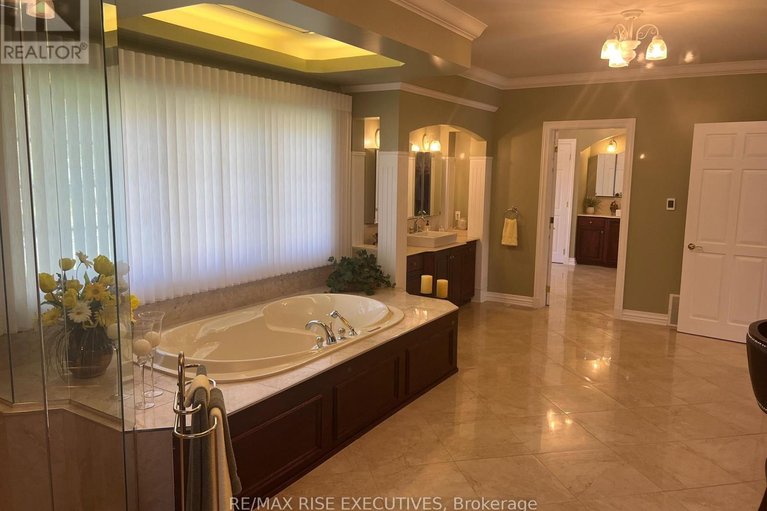 28728548/16024-lakeside-drive/long-sault/south-stormont/ontario/K0C1P0_15