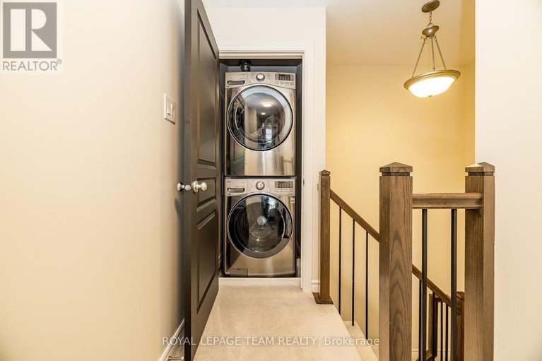 28349259/80-stockholm-private/riverside-southgloucester-glen/ottawa/ontario/K4M0G9_38