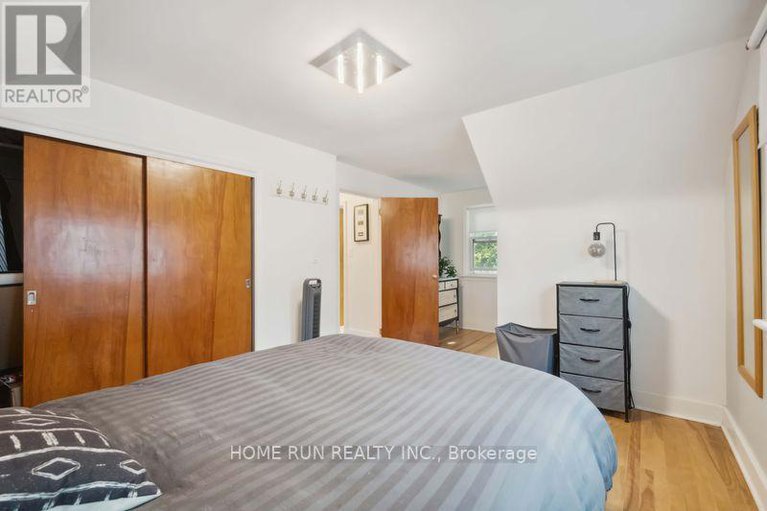28631662/1617-dorion-avenue/riverview-park/ottawa/ontario/K1G0J7_23
