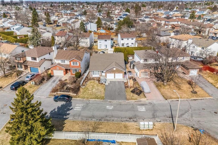 29630266/641-wilkie-drive/fallingbrookpineridge/ottawa/ontario/K4A1R8_26