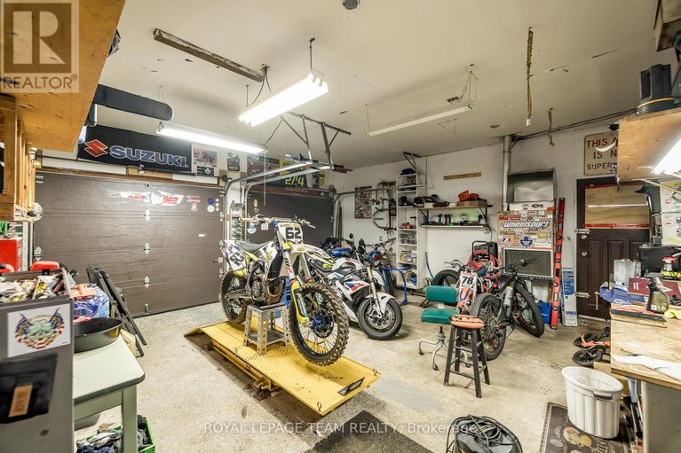 28858996/23-butterfield-road/munster/ottawa/ontario/K0A3P0_29