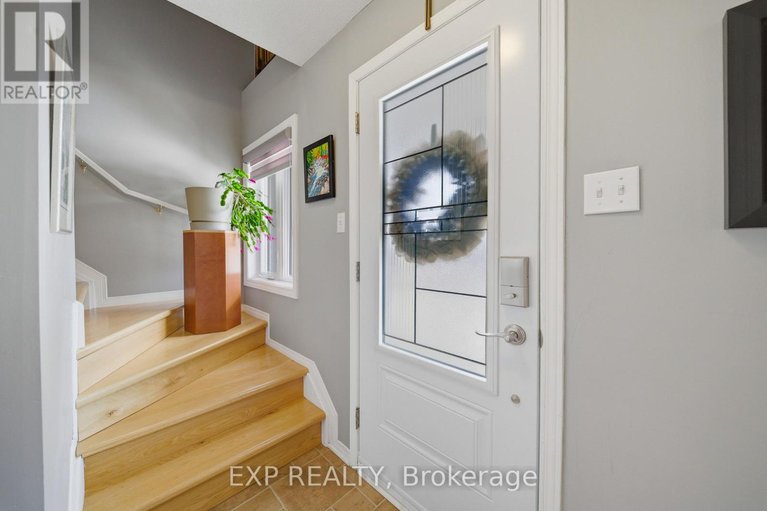 29466998/296-bonavista-street/town-of-rockland/clarence-rockland/ontario/K4K1N8_5