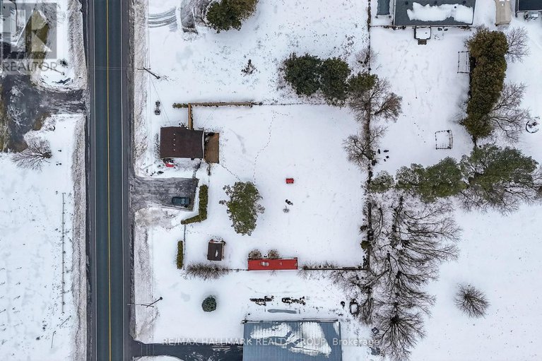 29256266/633-russell-road/clarencerockland-twp/clarence-rockland/ontario/K0A2A0_43