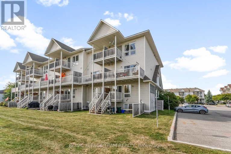 28888816/368-crownridge-drive/emerald-meadowstrailwest/ottawa/ontario/K2M3A4_34