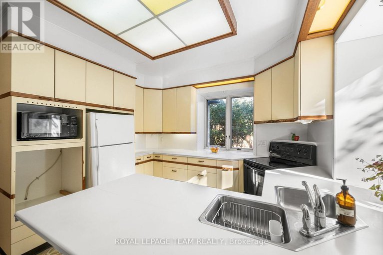 29064217/516-kenwood-avenue/mckellarhighland/ottawa/ontario/K2A0L6_14