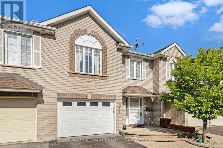 28796114/7-maple-park-private/upper-hunt-club/ottawa/ontario/K1T4A6_3