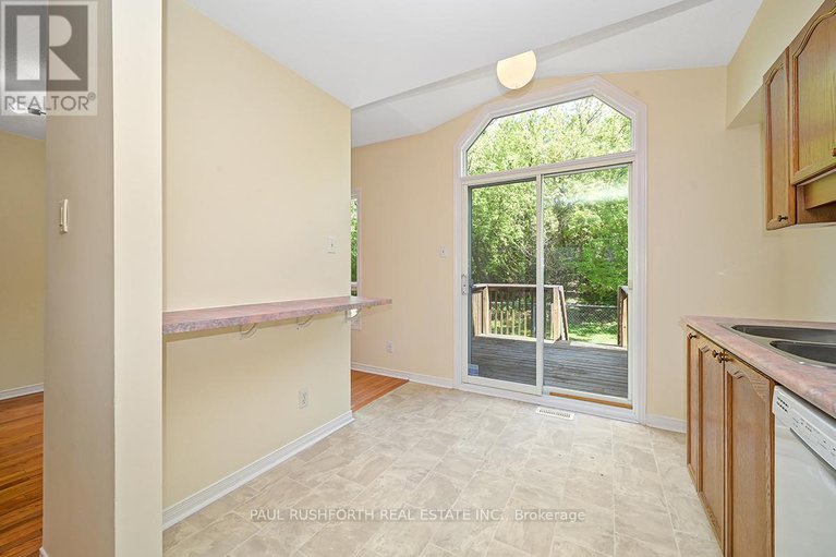 28335500/1161-falconcrest-court/chatelaine-village/ottawa/ontario/K4A3Z4_10