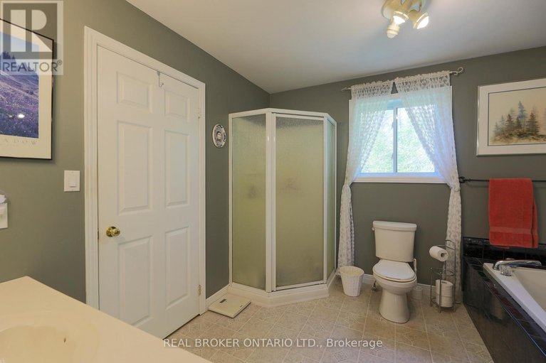 28732192/988-county-44-road/north-grenville-twp-kemptville-south/north-grenville/ontario/K0G1T0_27