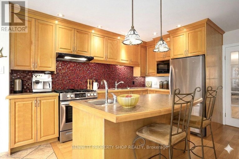 29668148/140-drummond-street/ottawa-east/ottawa/ontario/K1S1K2_10