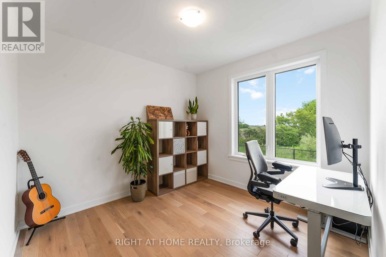 28377550/707-kirkham-crescent/btwn-franktown-rd-fallowfield-rd/ottawa/ontario/K0A2Z0_15