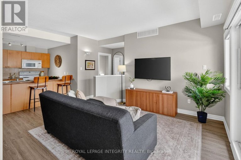 29575085/e-156-waterbridge-drive/barrhaven-east/ottawa/ontario/K2G7C6_5