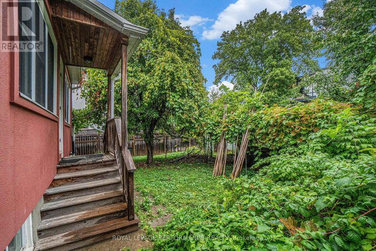 28886314/223-carleton-avenue/ottawa-westtunneys-pasture/ottawa/ontario/K1Y0J5_22
