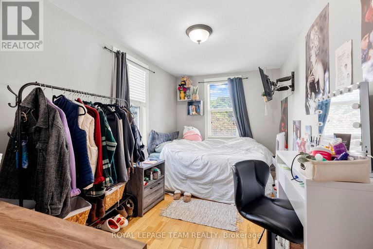 29064423/240-garneau-street/vanier/ottawa/ontario/K1L7T8_22