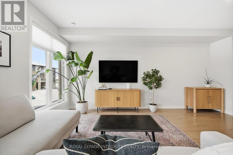 29307489/518-stadacone-row/camelot/ottawa/ontario/K4A1J8_15