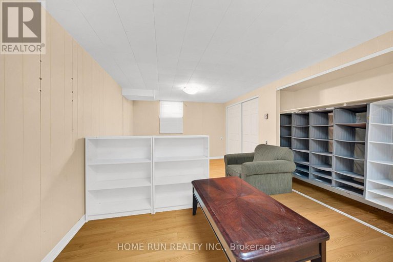 29367174/546-donald-street/overbrookcastle-heights/ottawa/ontario/K1K1L7_25