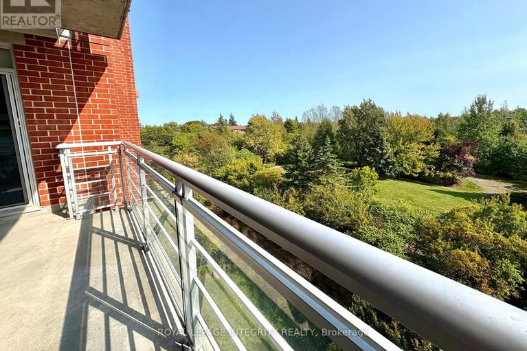 28847380/704-136-darlington-private/hunt-clubwestern-community/ottawa/ontario/K1V0X6_30
