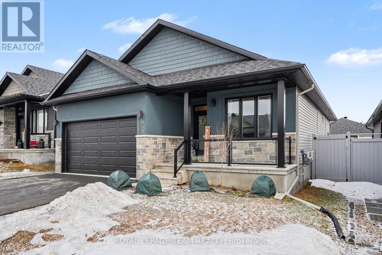 29469696/855-reaume-street/mississippi-mills-ramsay-twp/mississippi-mills/ontario/K0A1A0_39