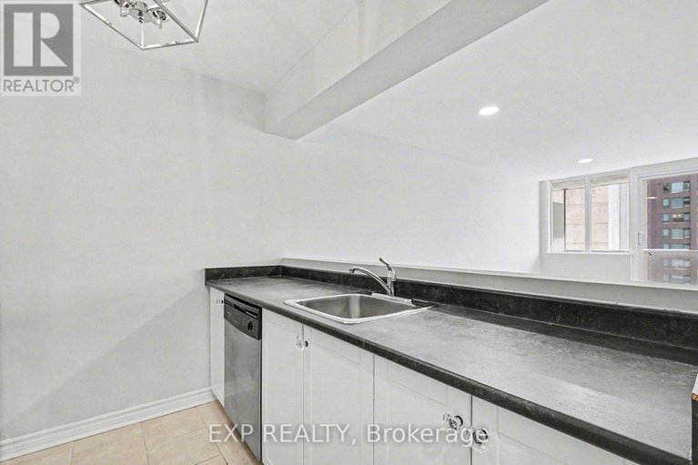 29332526/801-154-nelson-street/lower-town/ottawa/ontario/K1N7R5_13