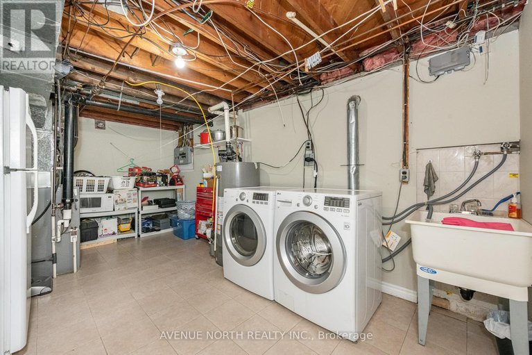 29078194/1282-heron-road/ridgemont/ottawa/ontario/K1V6A8_38