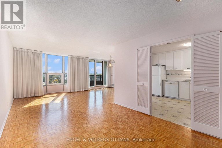 28919458/1110-2951-riverside-drive/mooneys-bayriverside-park/ottawa/ontario/K1V8W6_9
