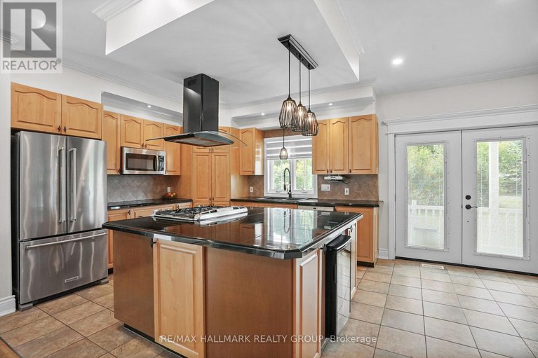 28818165/115-pigeon-street/town-of-rockland/clarence-rockland/ontario/K4K1J8_10