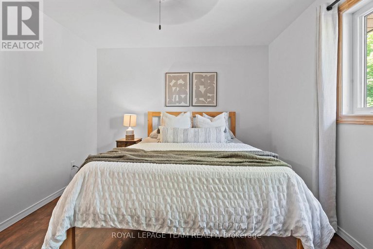 28889224/230-currell-avenue/westborohampton-park/ottawa/ontario/K1Z7J3_18
