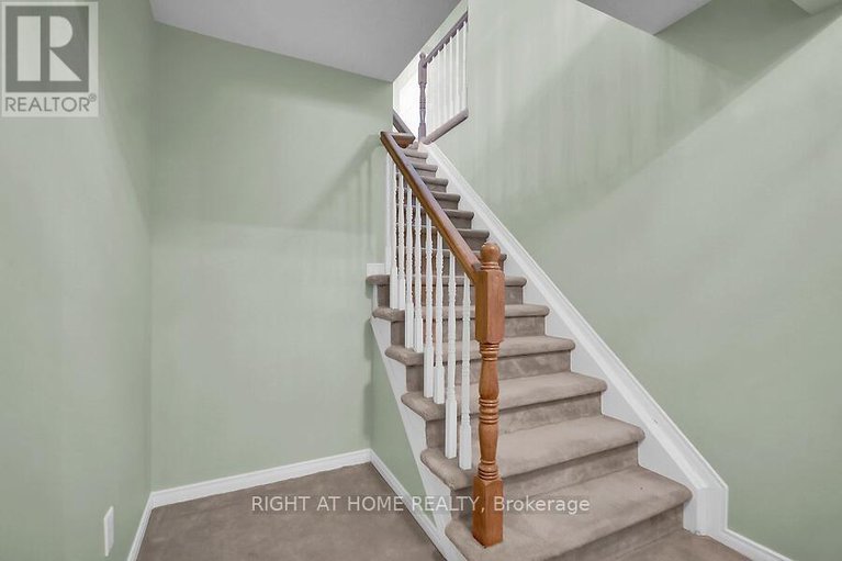 29256268/17-38-kettering/hunt-clubwestern-community/ottawa/ontario/K1V0X8_31