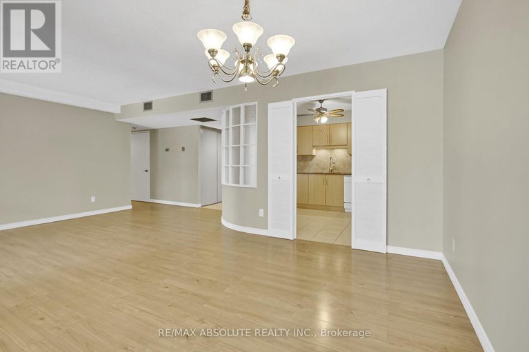 28454198/203-50-emmerson-avenue/mechanicsville/ottawa/ontario/K1Y4P7_13